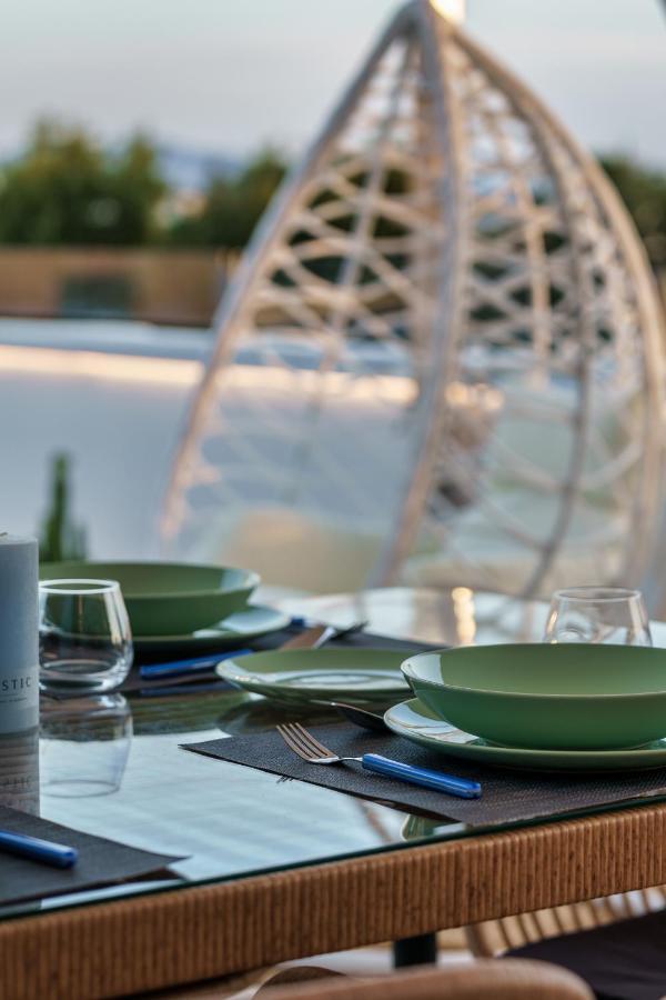 El Cielo Where Luxury Meets The Sky 卡拉马塔 外观 照片