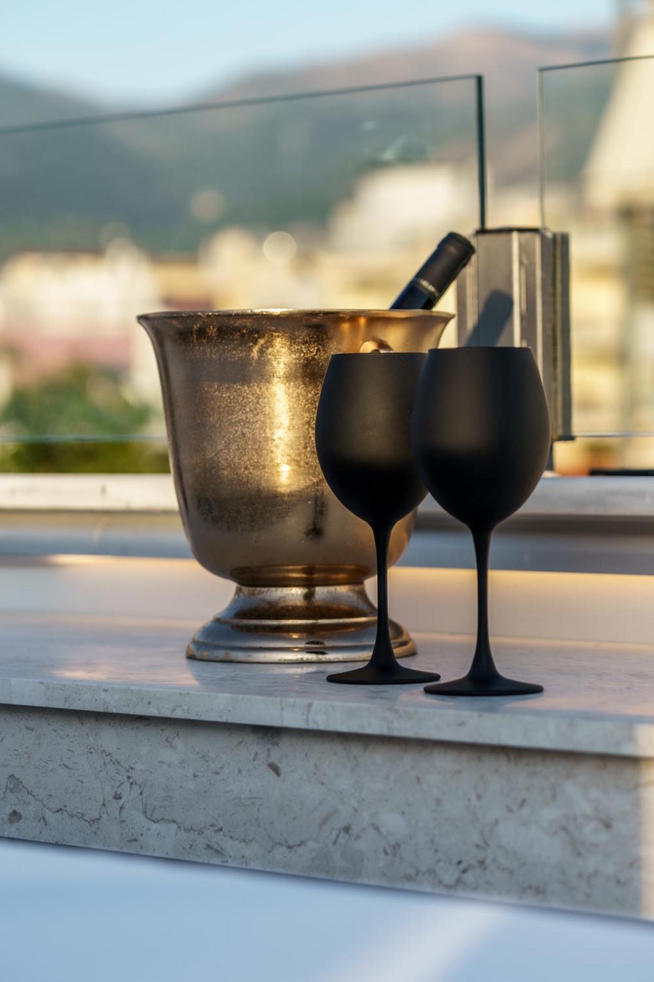 El Cielo Where Luxury Meets The Sky 卡拉马塔 外观 照片